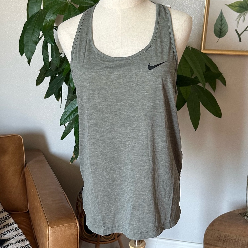 Nike Women's Heather Gray Tank Top